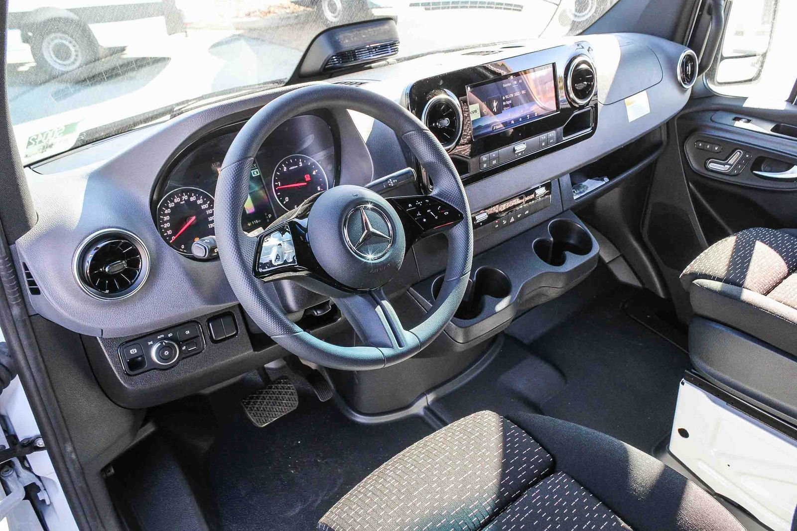 New 2026 Mercedes-Benz Sprinter 2500 image 14