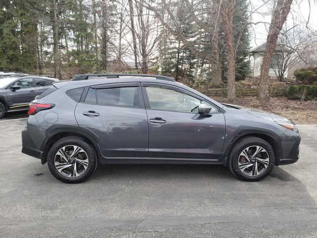 Used 2024 Subaru Crosstrek 2.0i Premium image 2