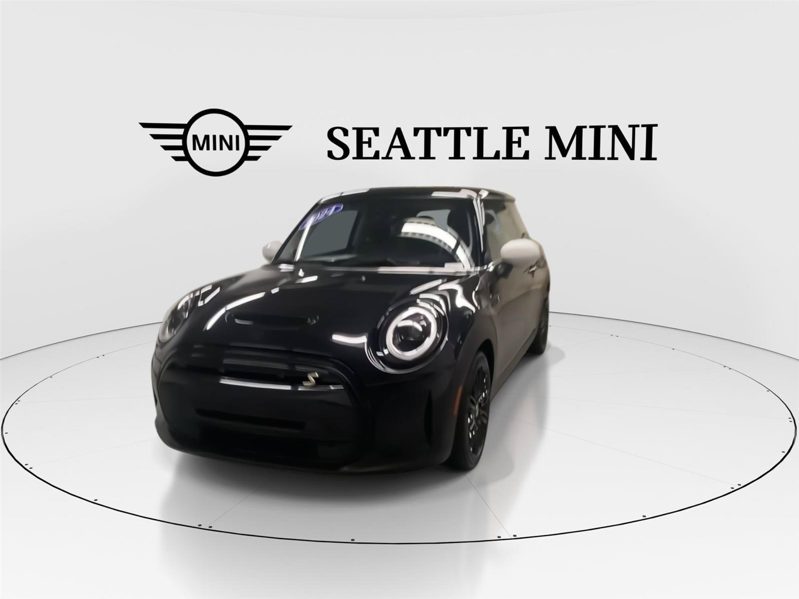 Certified 2024 MINI Cooper SE FWD image 4