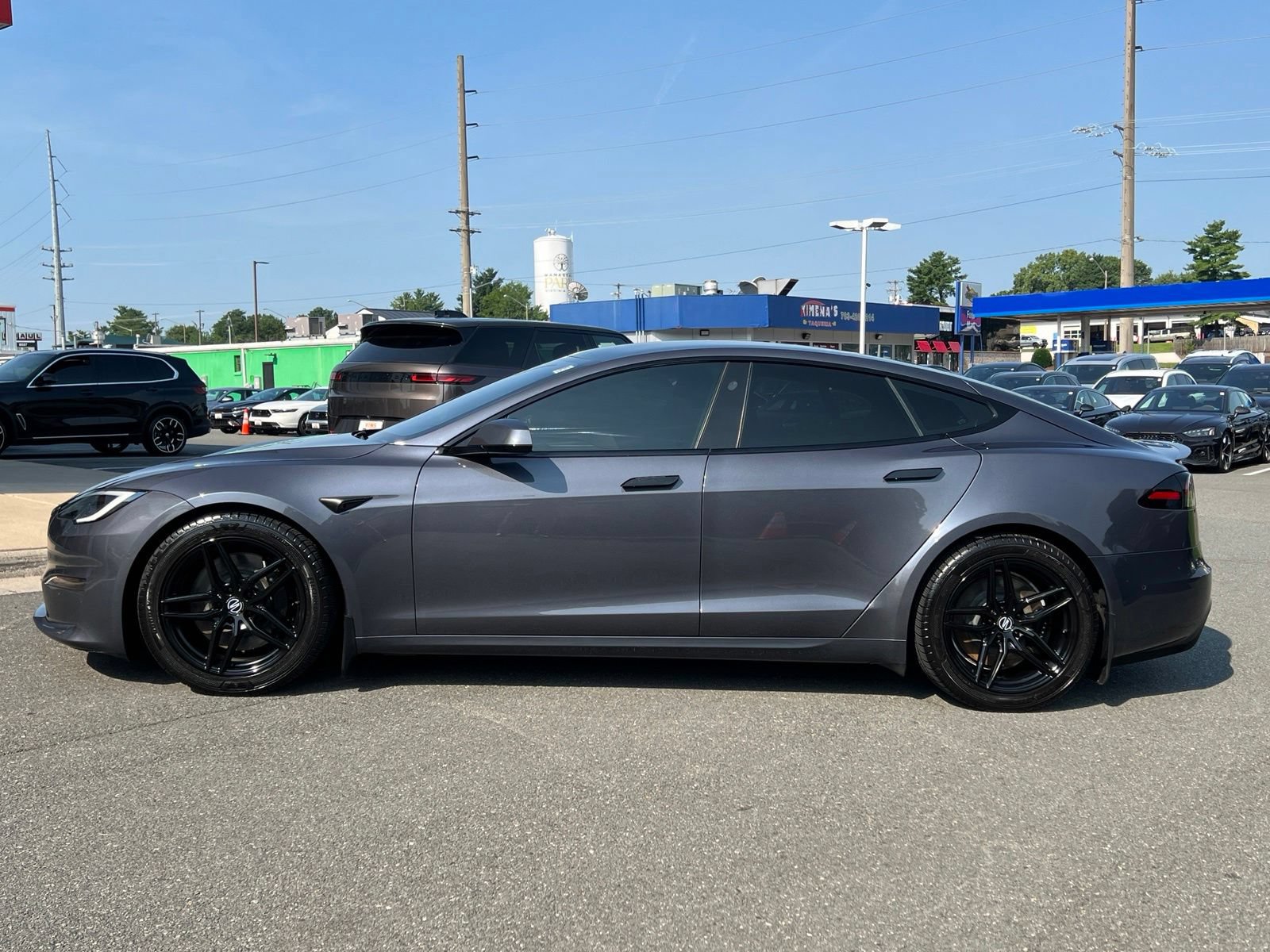 Used 2022 Tesla Model S Plaid AWD/4WD image 29