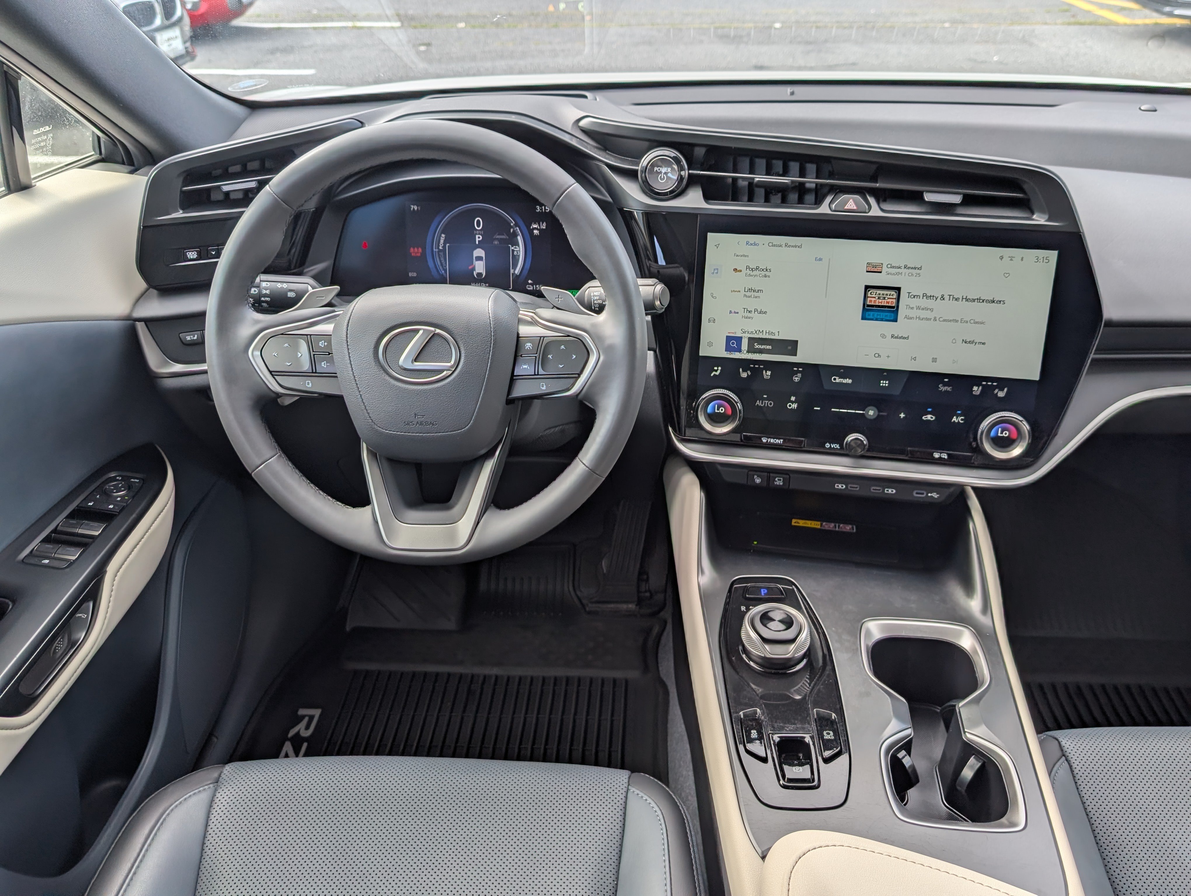 Used 2023 Lexus RZ 450e Premium w/ Technology Package AWD/4WD image 17