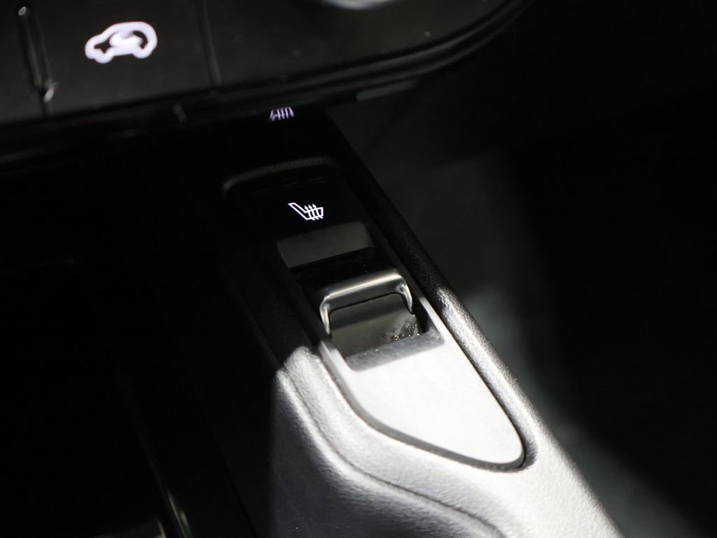 Used 2025 Kia Telluride S image 37