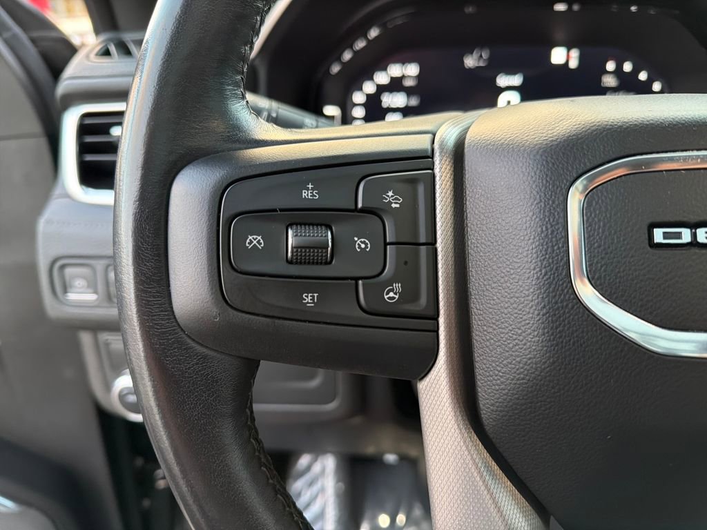 Used 2022 GMC Yukon Denali image 22