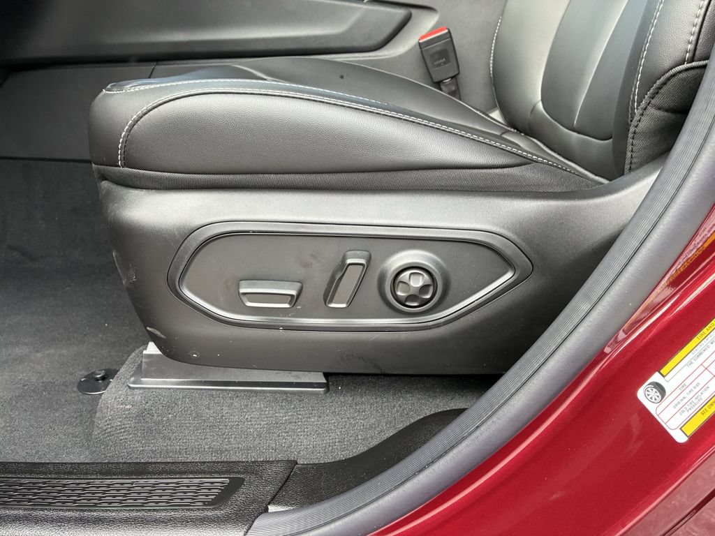 New 2025 Jeep Grand Cherokee Limited AWD/4WD image 13