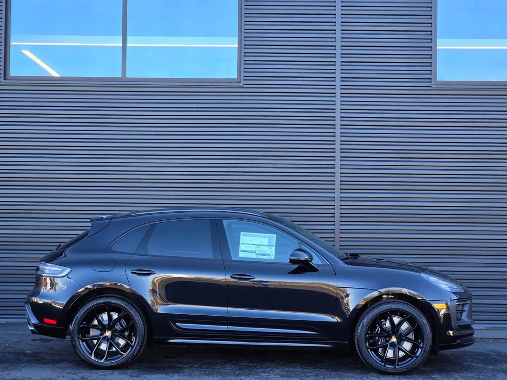 New 2026 Porsche Macan GTS AWD/4WD image 8
