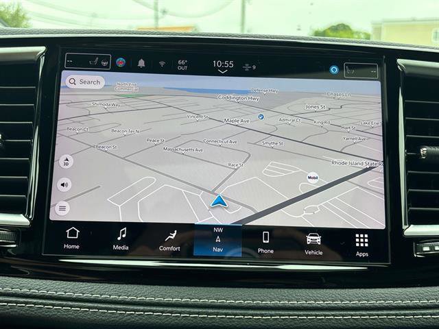 Used 2023 Chrysler Pacifica Limited w/ Uconnect Theater Family Group image 25