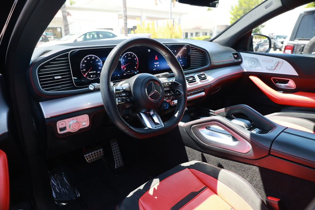 Used 2024 Mercedes-Benz GLE 53 AMG 4MATIC Coupe w/ Driver Assistance Package image 16