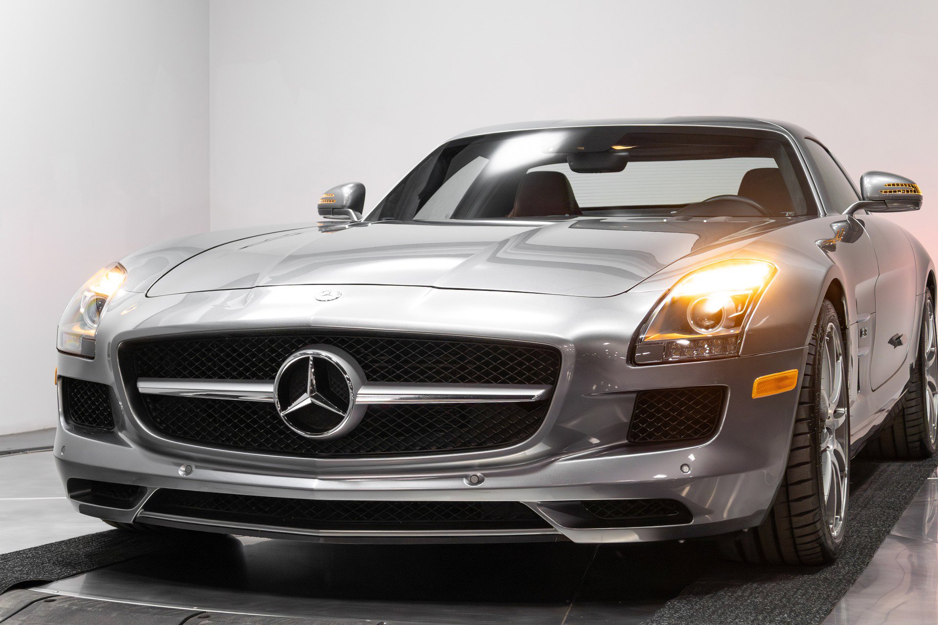 Used 2012 Mercedes-Benz SLS AMG Coupe image 85