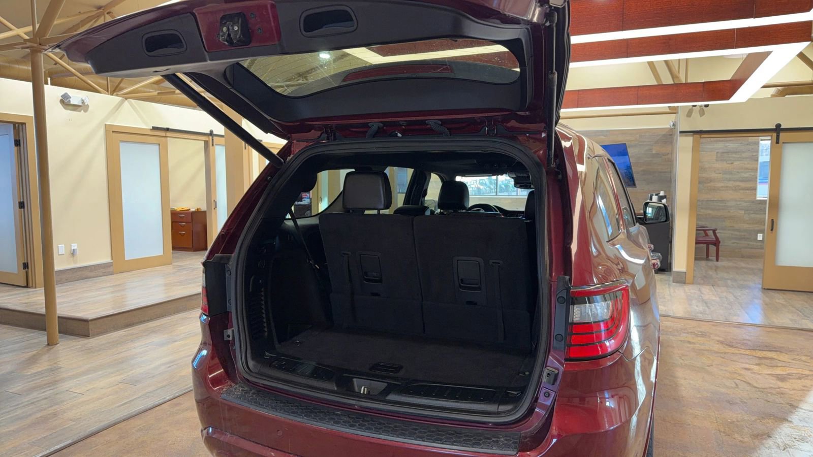 Used 2023 Dodge Durango R/T w/ Blacktop Package image 17