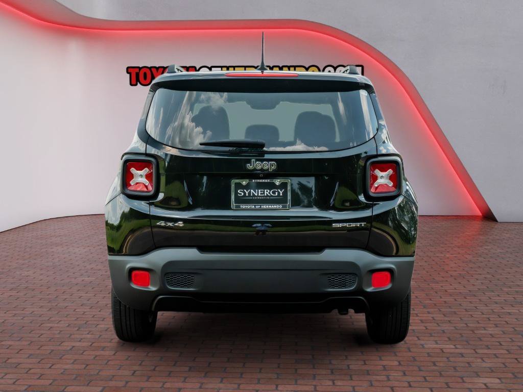Used 2017 Jeep Renegade Sport w/ Power & Air Group AWD/4WD image 7