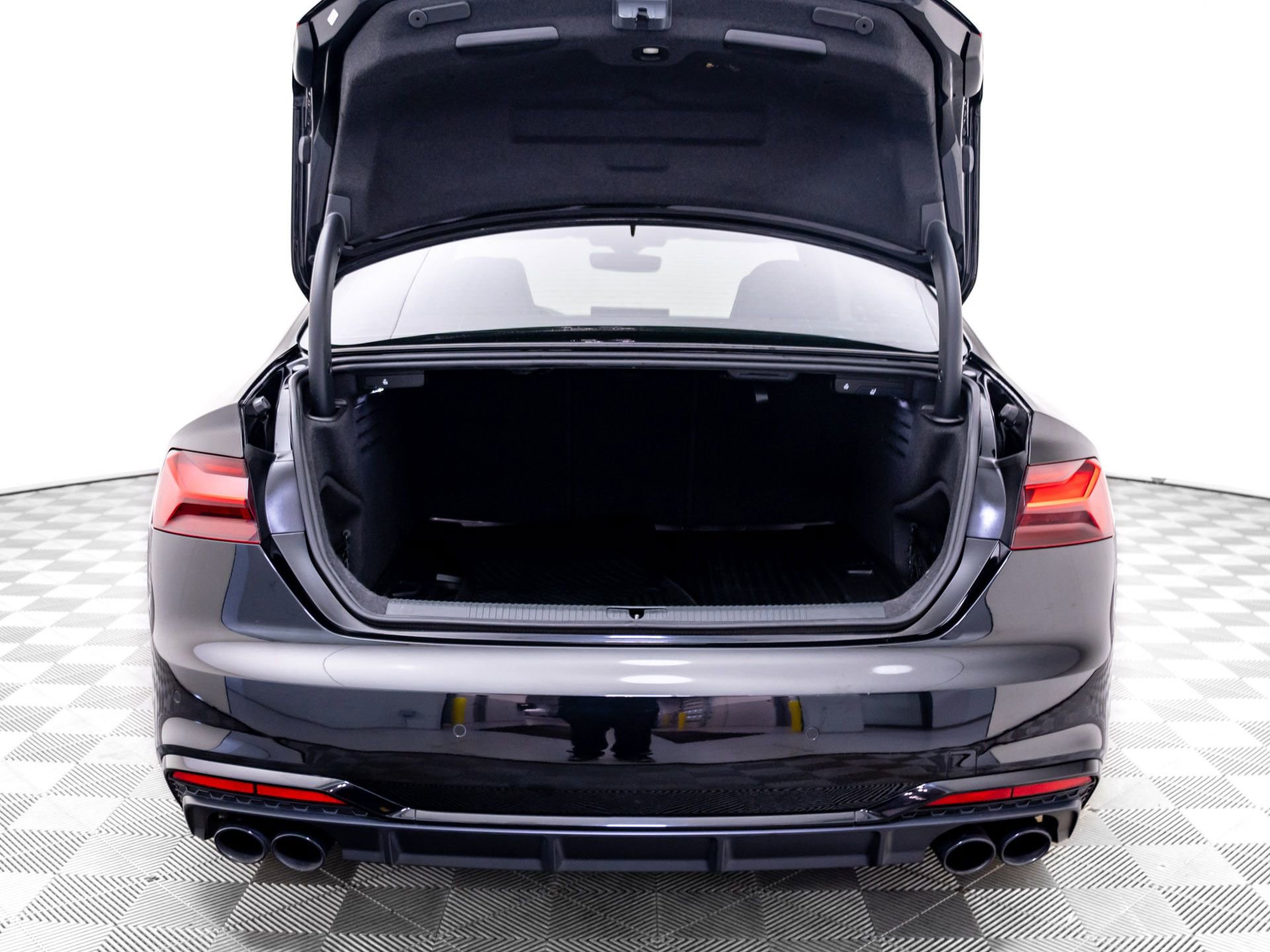 Used 2023 Audi S5 Premium Plus w/ Premium Plus AWD/4WD image 31