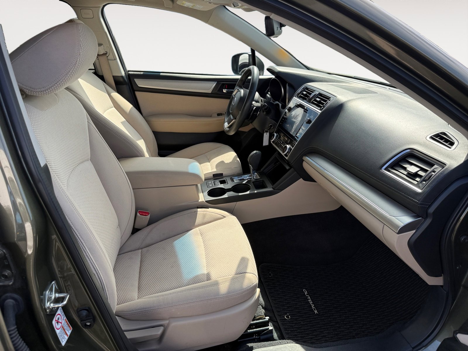 Used 2019 Subaru Outback 2.5i Premium image 19