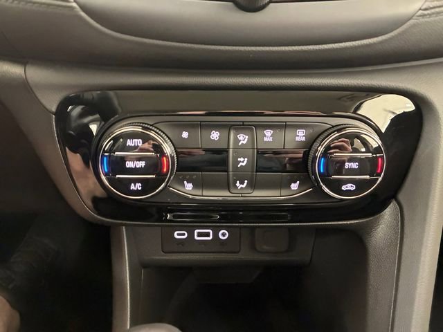 Used 2023 Buick Encore GX Select w/ Sport Touring Package image 28