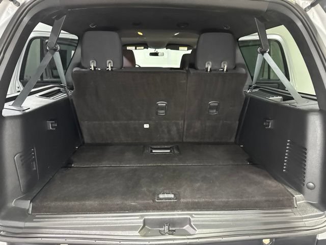 Used 2017 Ford Expedition EL XL w/ Equipment Group 101A AWD/4WD image 28
