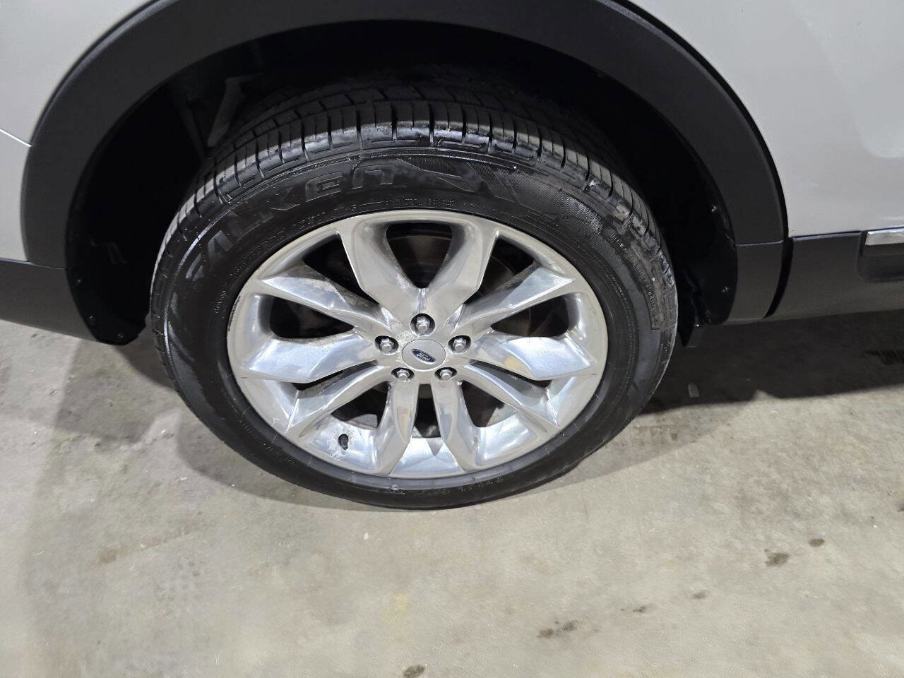 Used 2014 Ford Explorer Limited w/ Equipment Group 301A image 31