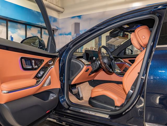 Used 2026 Mercedes-Benz S 500 4MATIC image 13