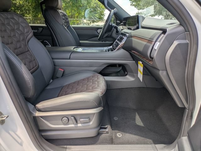 New 2026 Nissan Armada Platinum AWD/4WD image 32