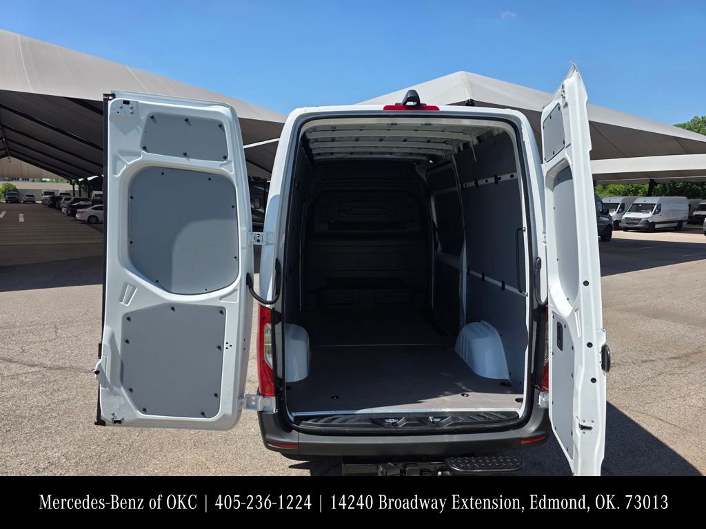 New 2026 Mercedes-Benz Sprinter 2500 image 5