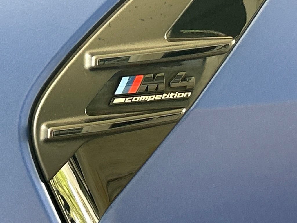 Used 2022 BMW M4 xDrive Competition w/ M Carbon Exterior Package AWD/4WD image 23