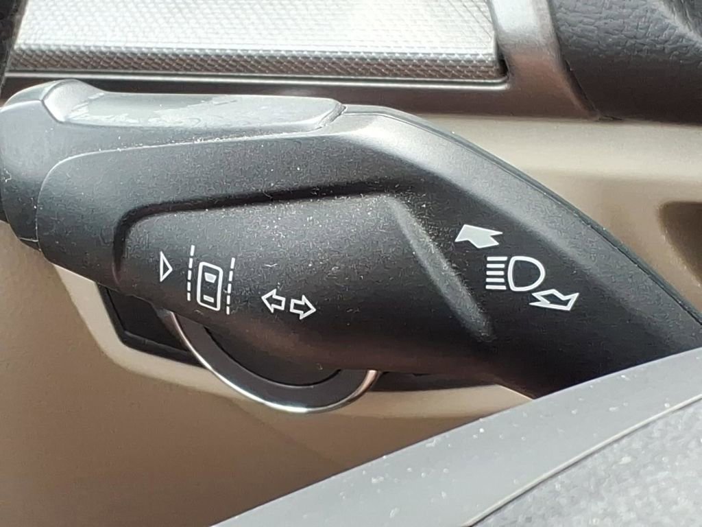 Used 2019 Ford Fusion SE image 22