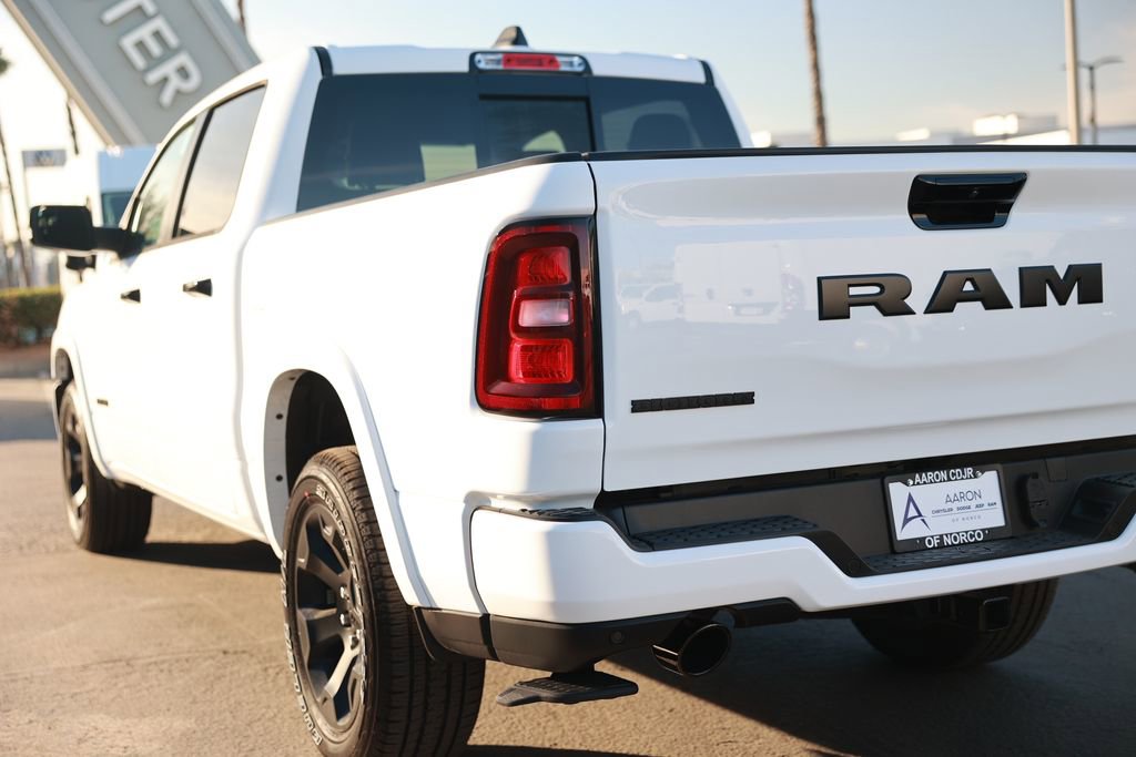 New 2026 RAM 1500 4x4 Crew Cab image 9