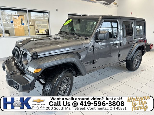 Used 2024 Jeep Wrangler Sport S image 3
