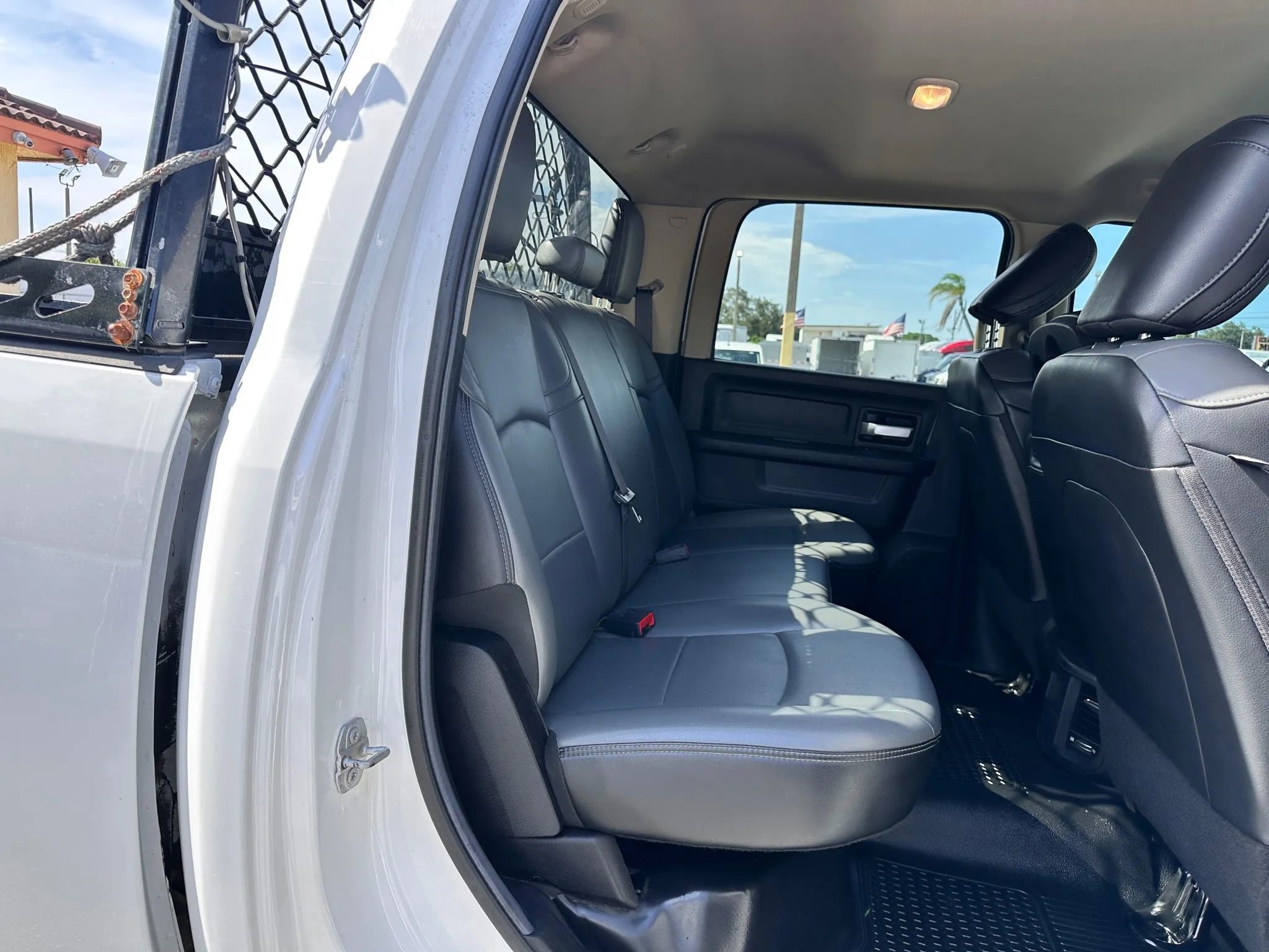 Used 2019 RAM 2500 Tradesman w/ Chrome Appearance Group image 17
