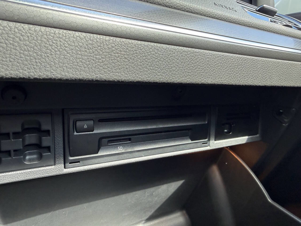 Used 2018 Volkswagen GTI SE image 29