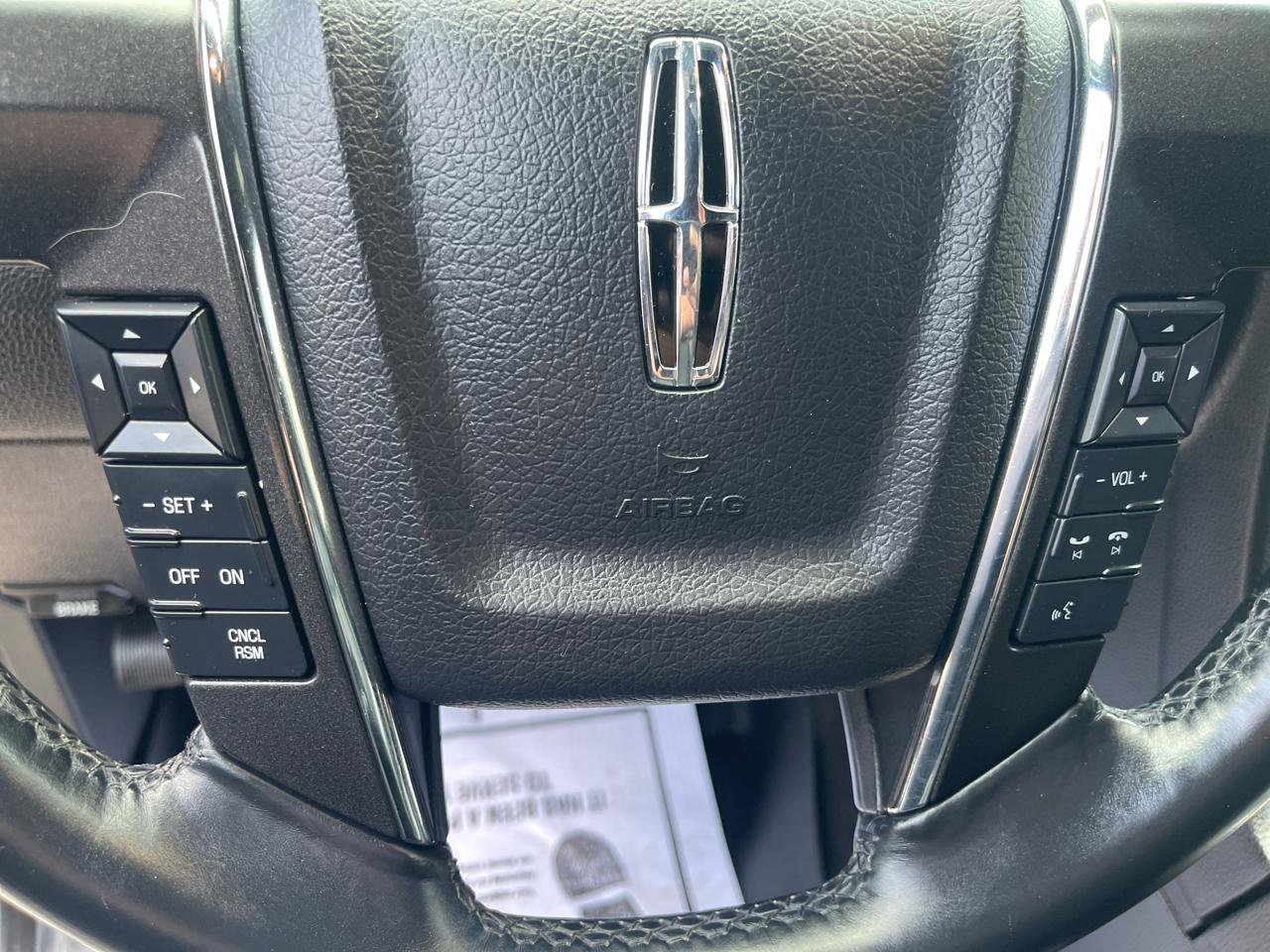 Used 2016 Lincoln Navigator L Select AWD/4WD image 13