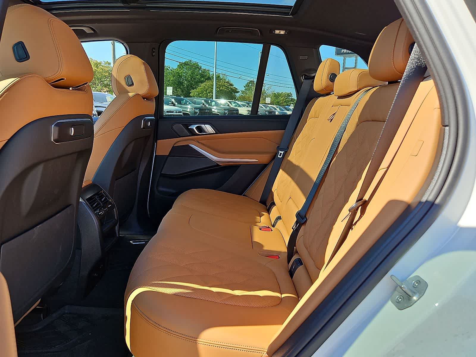 Used 2025 BMW X5 sDrive40i w/ Premium Package RWD image 32