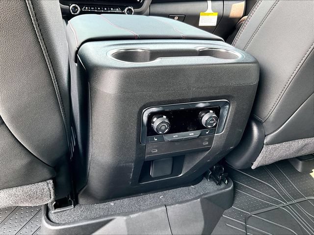 New 2026 Chevrolet Suburban RST w/ Comfort Package AWD/4WD image 18