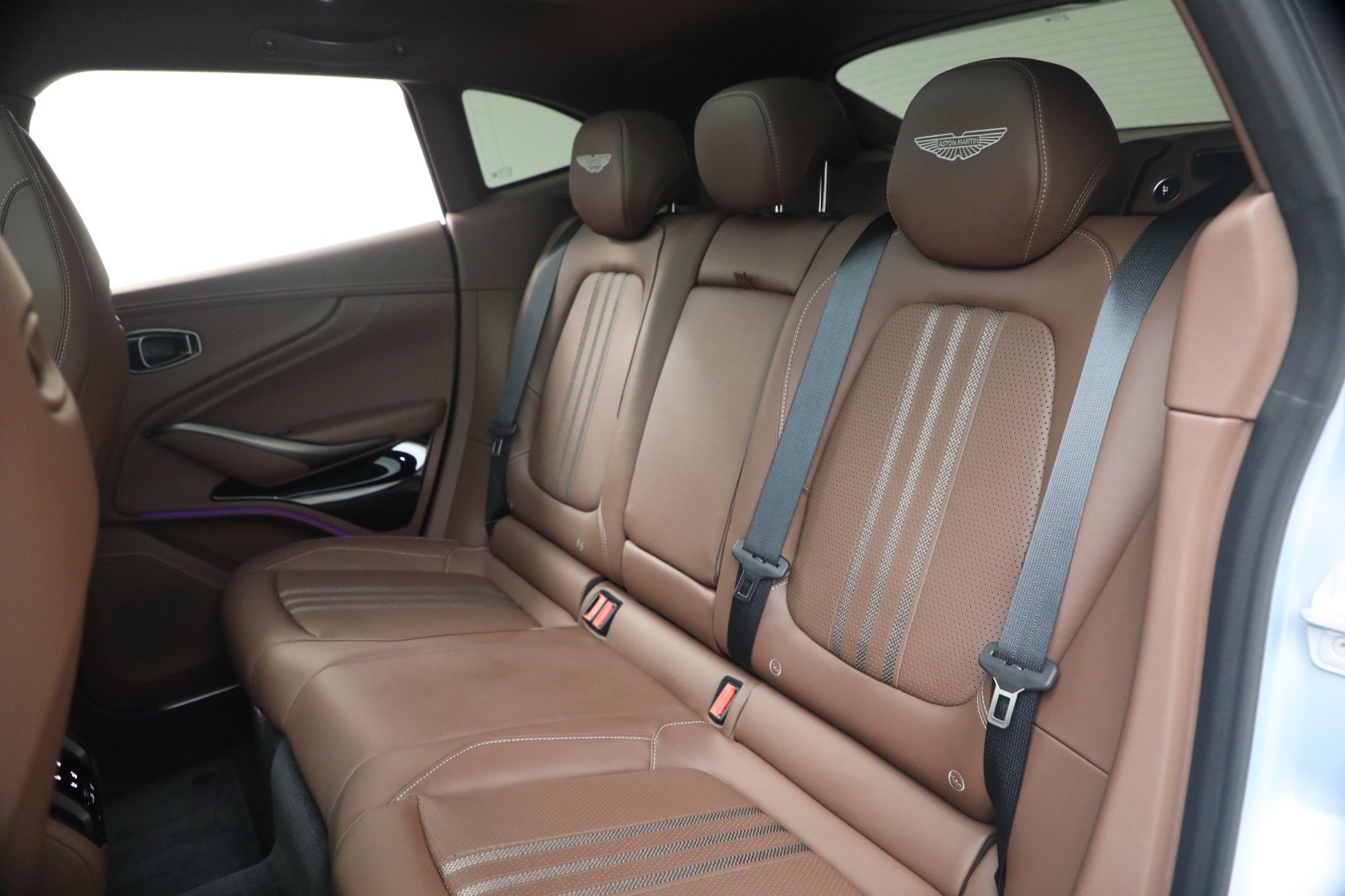 Used 2026 Aston Martin DBX 707 AWD/4WD image 15