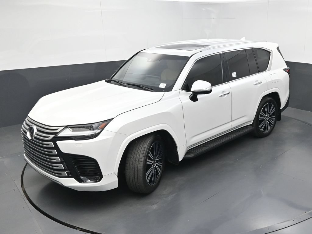 Used 2023 Lexus LX 600 4WD w/ Luxury Package image 36