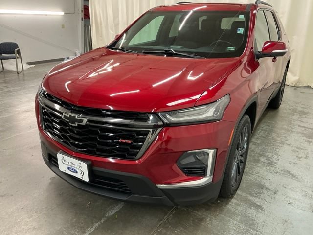 Used 2023 Chevrolet Traverse RS FWD image 8