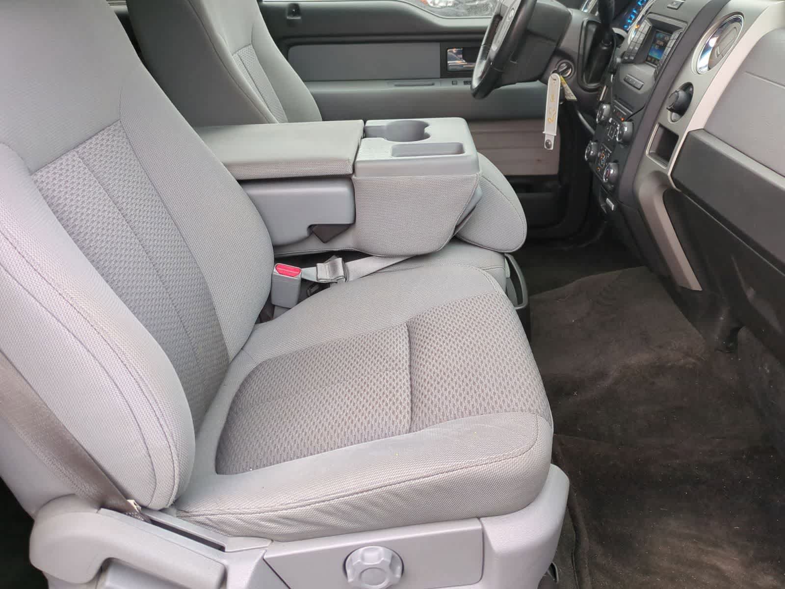 Used 2014 Ford F150 XLT w/ Equipment Group 302A Luxury AWD/4WD image 18