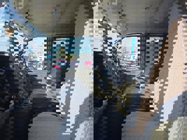 Used 2024 Chevrolet Express 3500 LS image 4