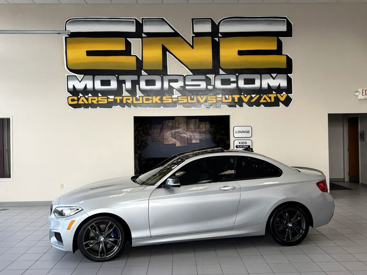 Used 2016 BMW M235i xDrive Coupe AWD/4WD image 6