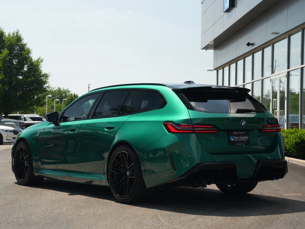 Used 2025 BMW M5 Touring AWD/4WD image 14
