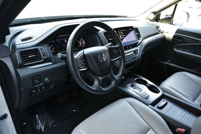 Used 2023 Honda Passport EX-L image 21