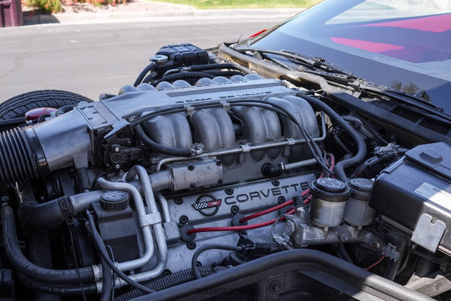 Used 1990 Chevrolet Corvette ZR-1 RWD image 15
