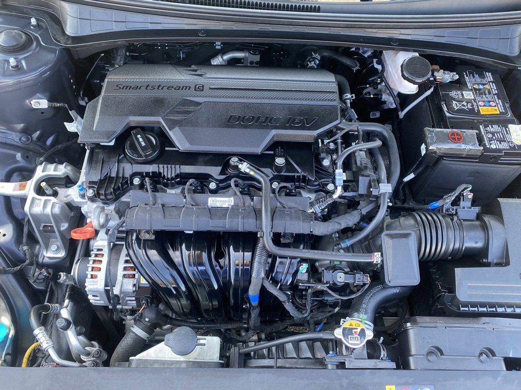 Used 2023 Hyundai Elantra SEL w/ Preferred Accessory Package image 33