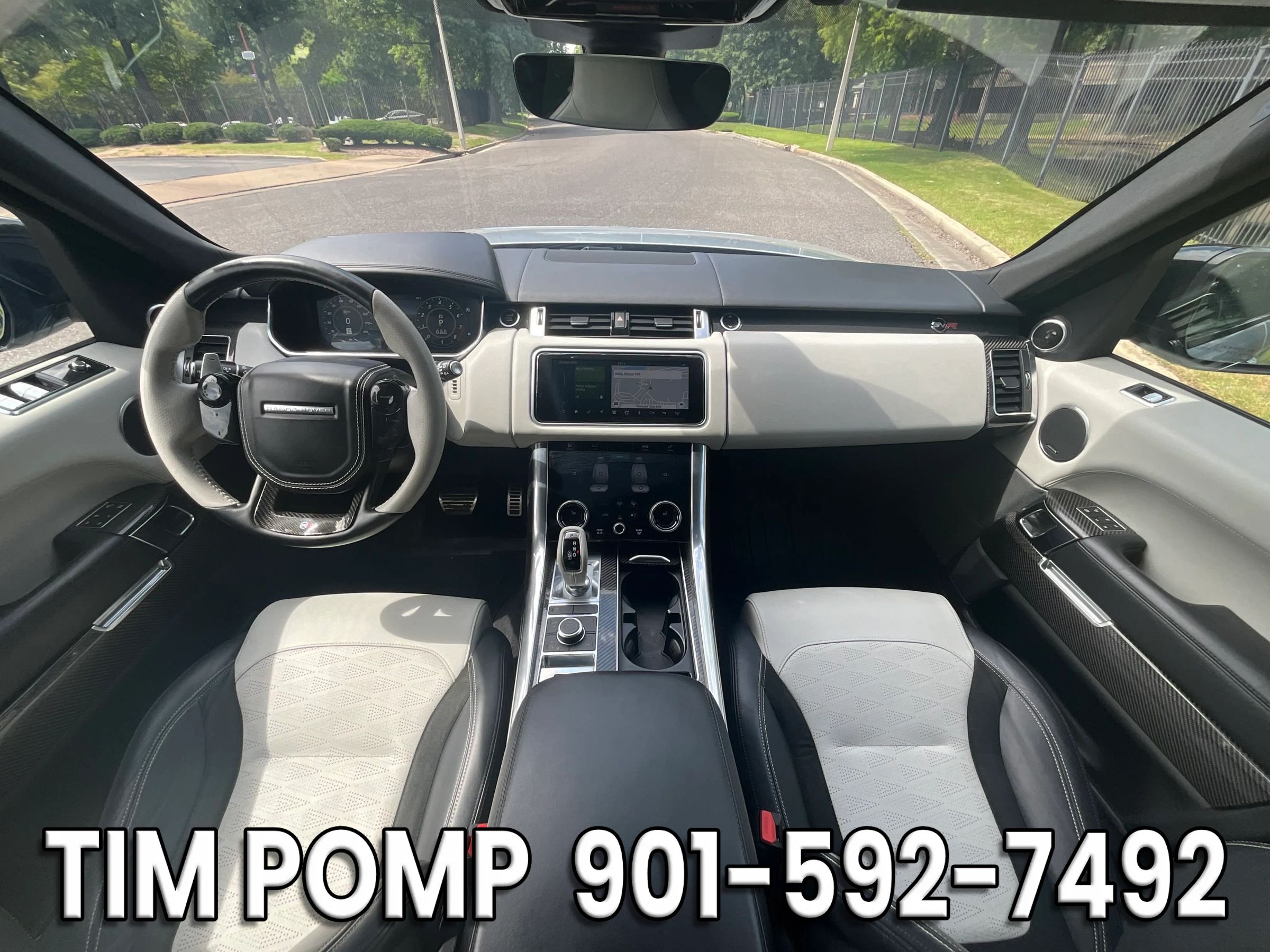 Used 2019 Land Rover Range Rover Sport SVR AWD/4WD image 9