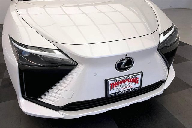 Used 2024 Lexus RZ 300e Premium FWD image 30