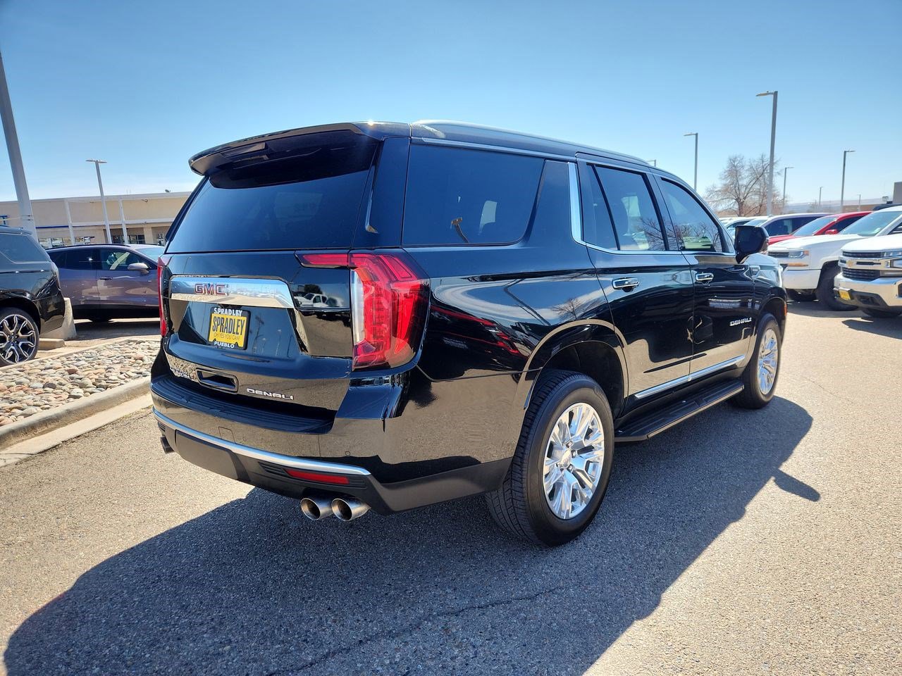 Used 2024 GMC Yukon Denali image 8
