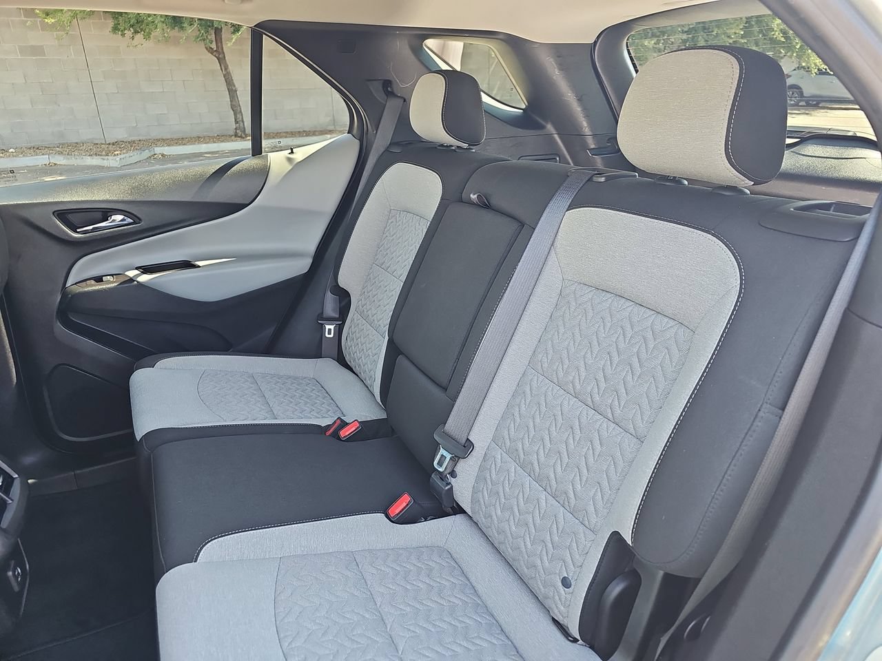 Used 2022 Chevrolet Equinox LT FWD image 13