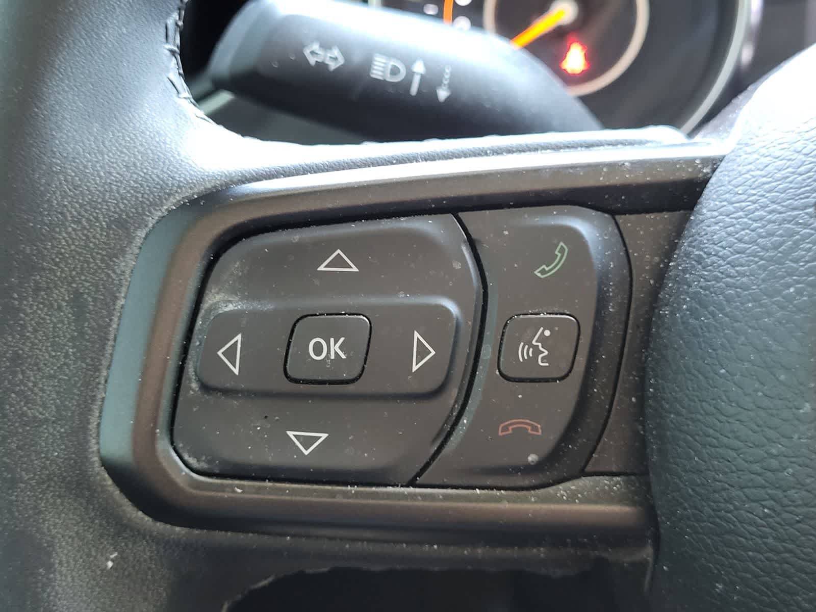 Used 2023 Jeep Gladiator Sport AWD/4WD image 17