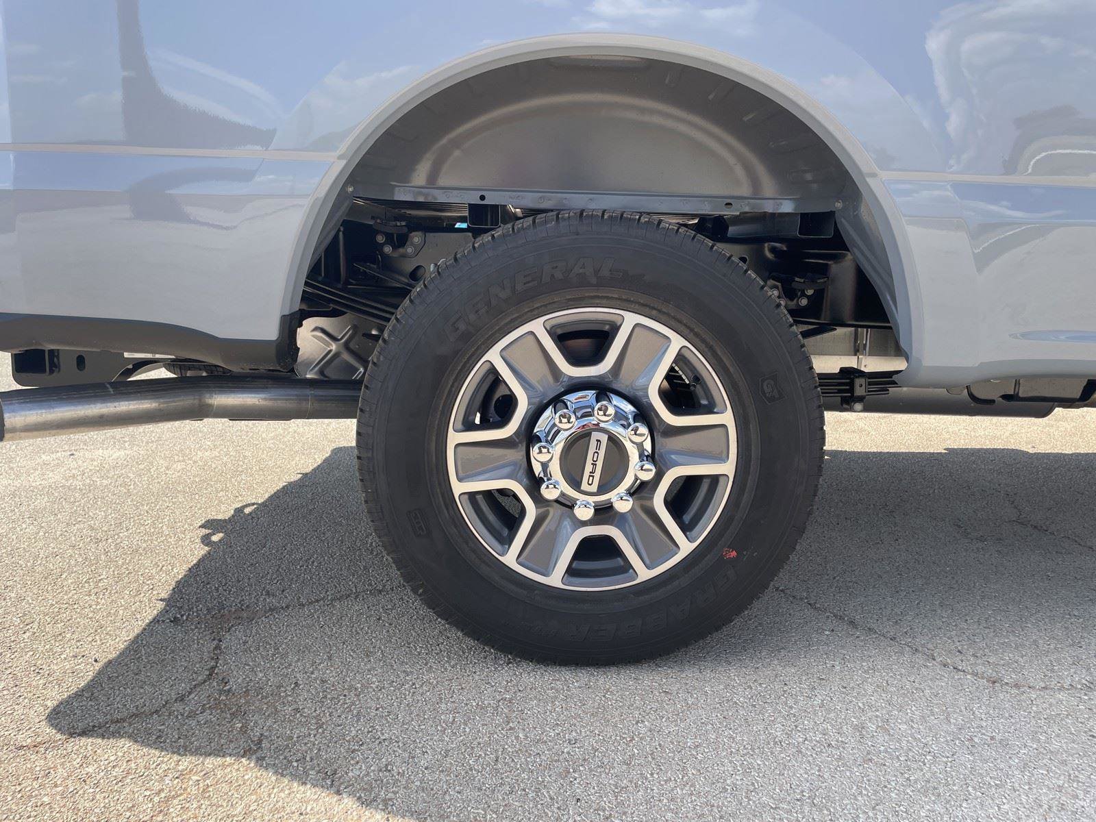 New 2026 Ford F350 Lariat image 37