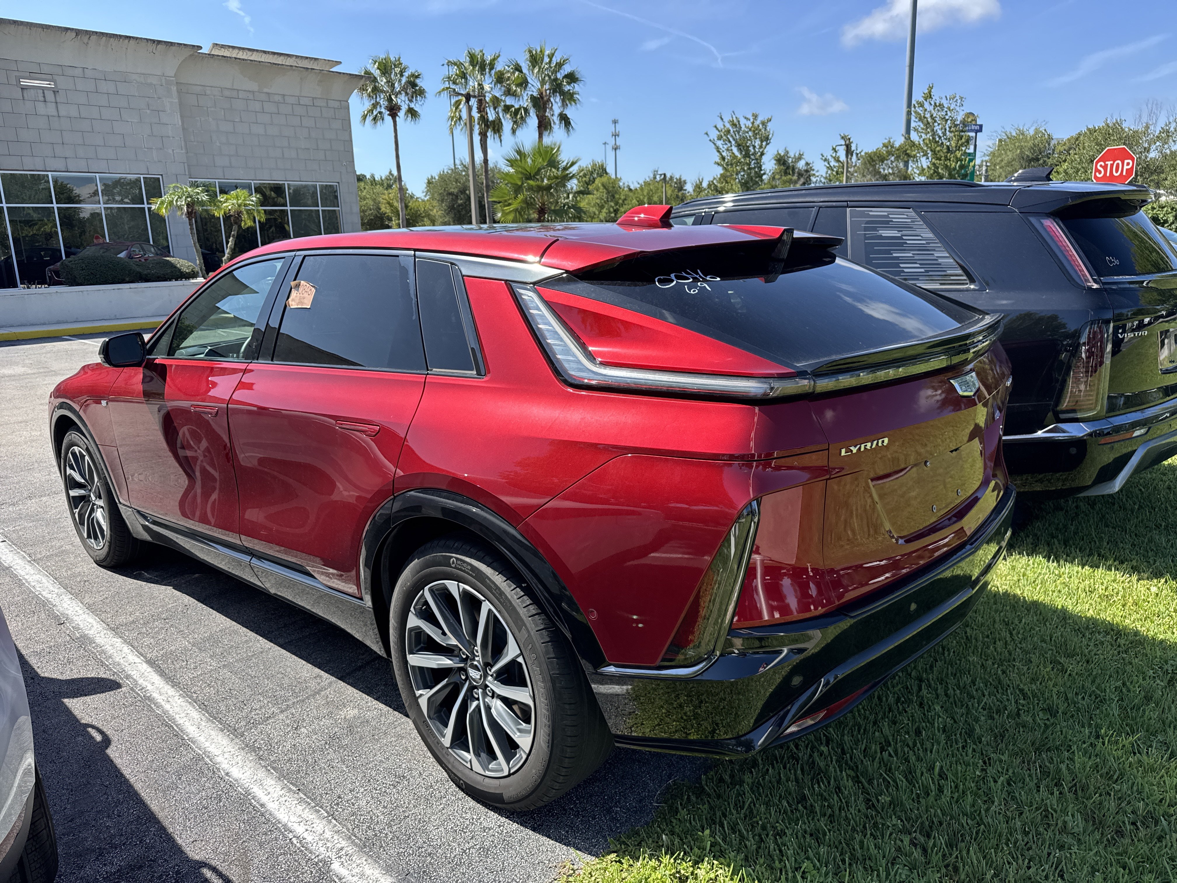 Used 2024 Cadillac Lyriq Sport AWD/4WD image 2