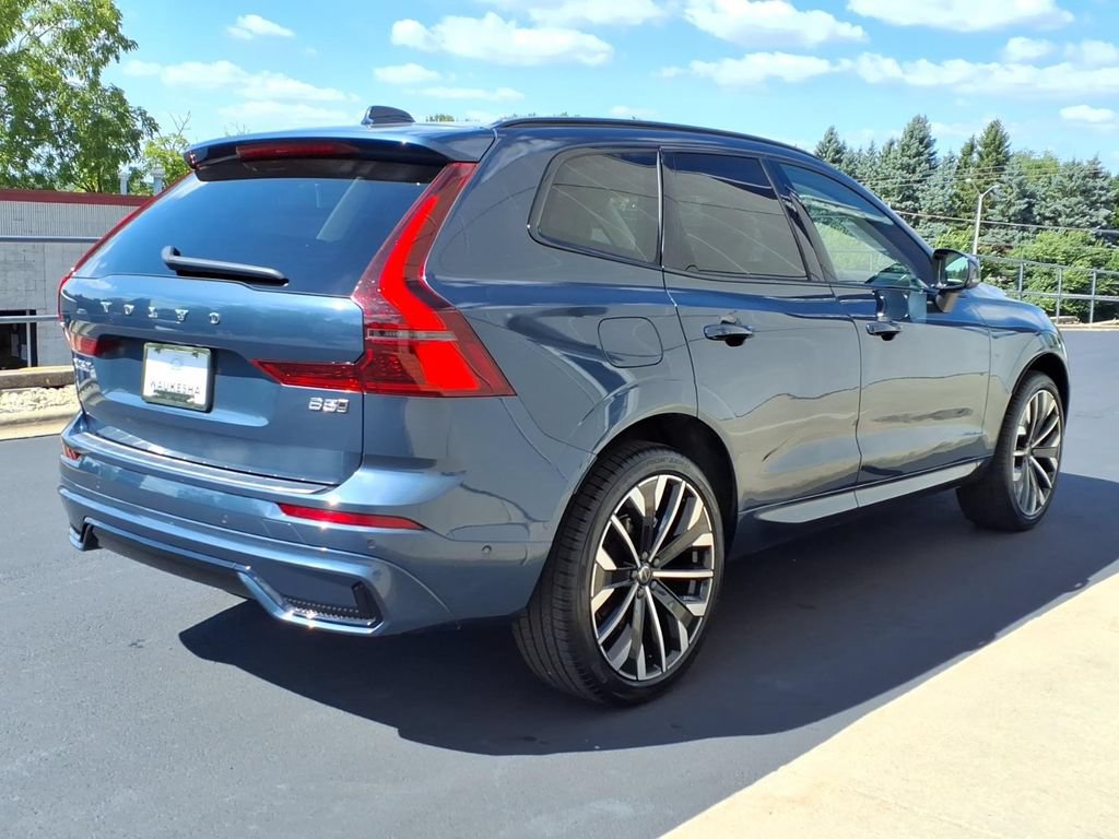 Certified 2026 Volvo XC60 B5 Ultra AWD/4WD image 5