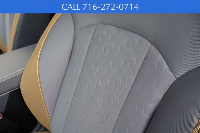 Used 2025 Subaru Crosstrek 2.5i Sport AWD/4WD image 14